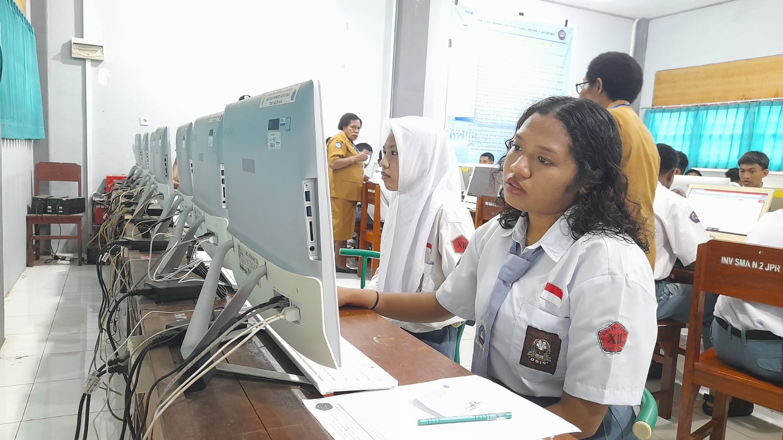 5 Keuntungan Ujian Sekolah Berbasis Komputer yang Wajib Diketahui Guru dan Siswa