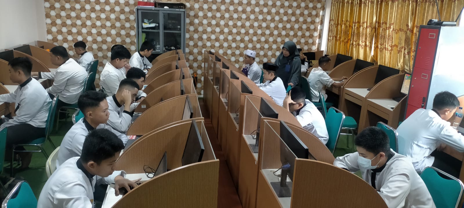 ujian sekolah berbasis